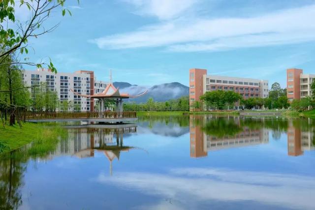 贵州臭名昭著的2所大学，毕业证如同废纸，学生要擦亮眼睛！