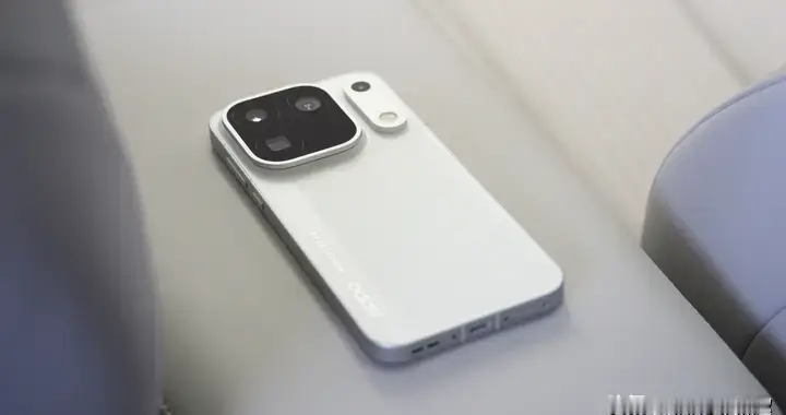 6799！OPPO Find X10 Pro Max首发体验：独享三颗2亿镜头群