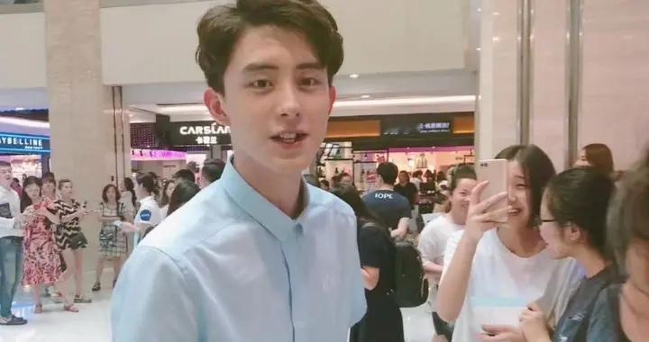 果然长得帅的人生红利是从素人时期就一路开挂的