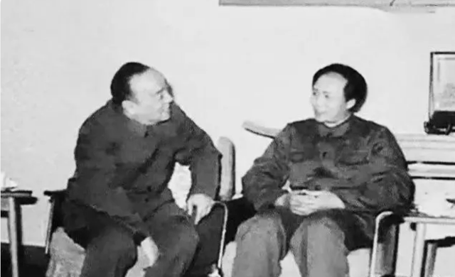 1983年，杨尚昆接见古月，刚入座就批评：毛主席可不是你这个样子