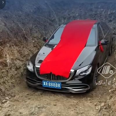 墨琴：给死人用真车做陪葬品，你见过吗？