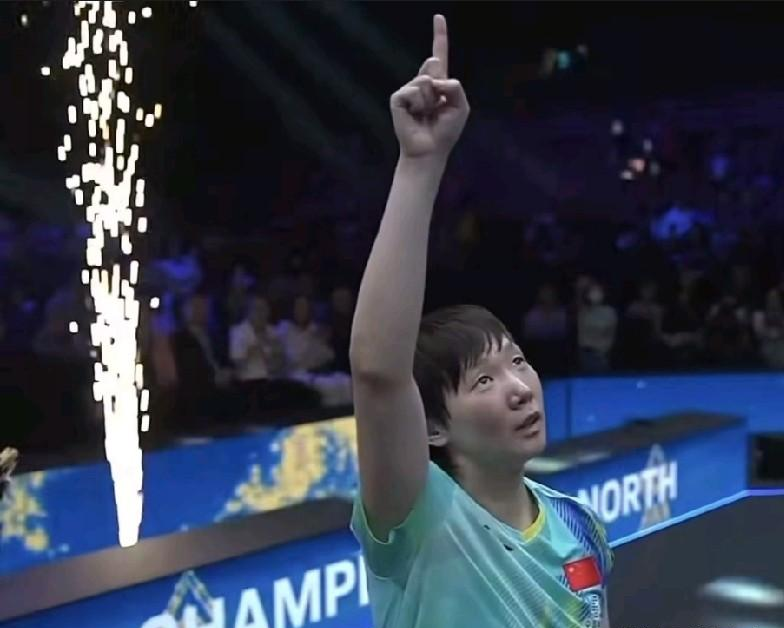 王曼昱这次比赛六战全胜拿了冠军。 我翻了下对阵表，伊藤美诚、早田希娜...