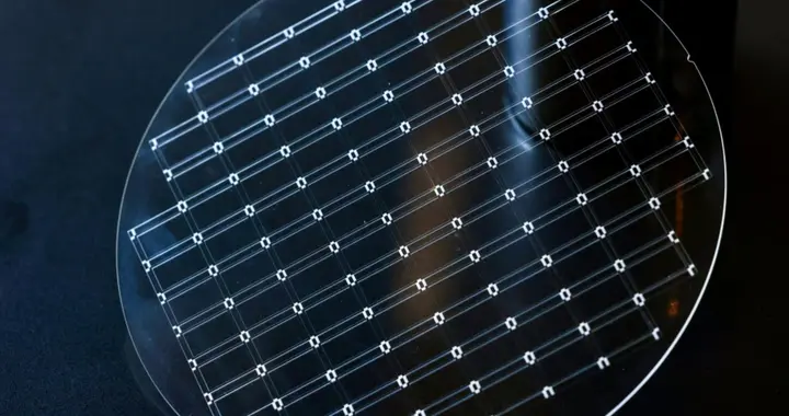 玻璃基板唯一一家：外资社保集体买入，140家机构扎堆，横盘12月