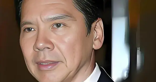 向华强拒绝与向佑见面，父子关系引发外界关注