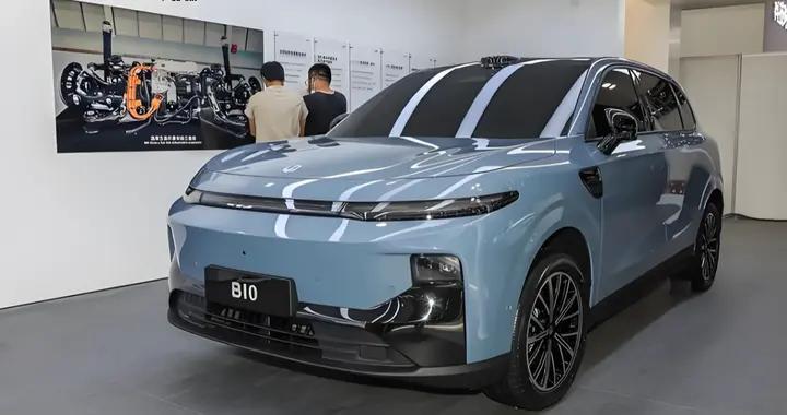 还没买车的朋友赚到了，这四大技术，明年将会全面普及