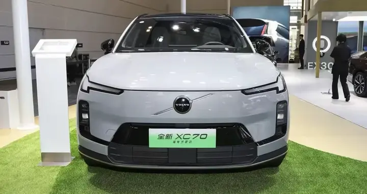 二选一，沃尔沃全新XC70对比全新奥迪Q5L，谁表现更优？