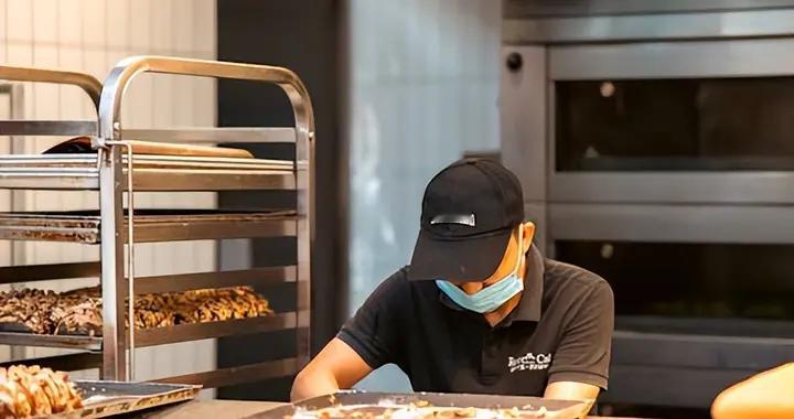 一个面包卖46元！老板喊亏，消费者嫌贵：钱去哪了？