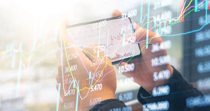 铜价触及17个月新高：中美贸易缓和与全球需求预期提振市场信心