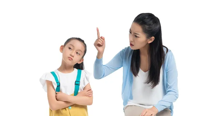 最近刚领悟到一个问题，就是不应该把教育失败归咎到父母身上