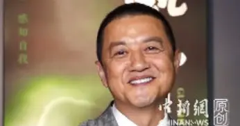 李亚鹏：直播买货我挣钱，做公益直接捐嫣然