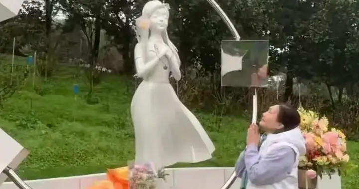 S妈金宝山看望大S，对具俊晔的称呼很亲昵！原来大家都小瞧了欧巴