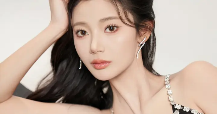 王星辰性感写真