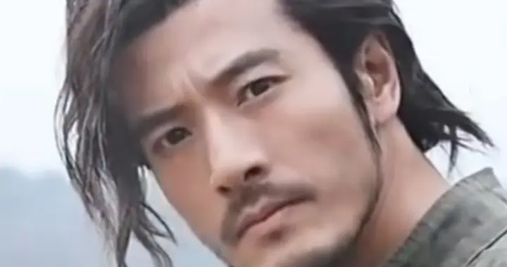 藏不住了！刘晓庆短剧男主竟是《楚乔传》里的他