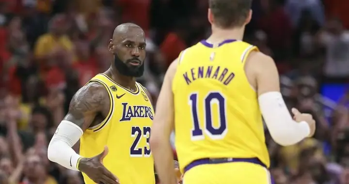 NBA今日签约更新：湖人损失大，骑士连丢2将，火箭有望签后场大将