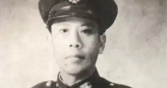 1957年，黄百韬的遗孀跪求蒋介石：我丈夫死了，求您别杀我儿子啊
