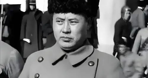 傅作义起义，手握重兵的李文、石觉为何不反抗？他们根本没有机会