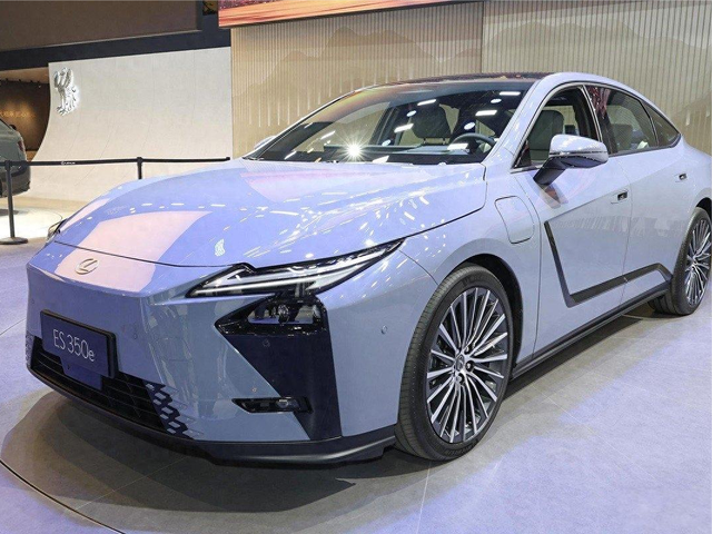 优雅再进化？全新一代雷克萨斯ES是颠覆还是迷失