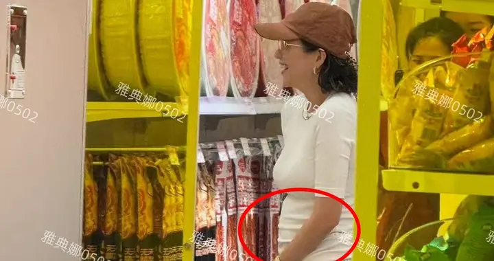 女明星快50岁就别尬夸颜值和身材了真人扛不住镜头章子怡也不例外