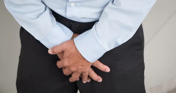 奉劝男性：常做的5个行为，正悄悄摧毁前列腺！别太放纵了