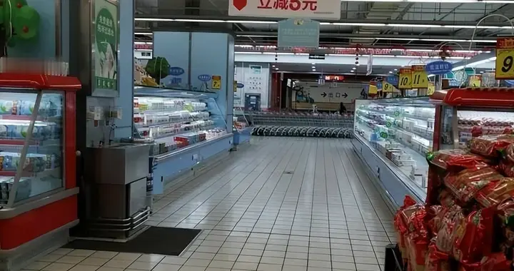 大批量中国超市收缩规模、关店倒闭，这几年发生了什么？