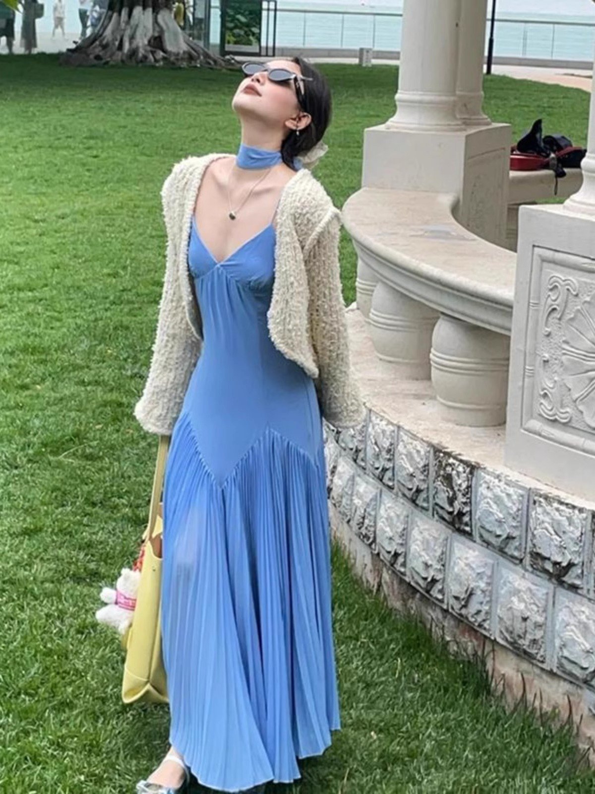 法式蓝色挂脖飘带吊带连衣裙女春夏高级感绝