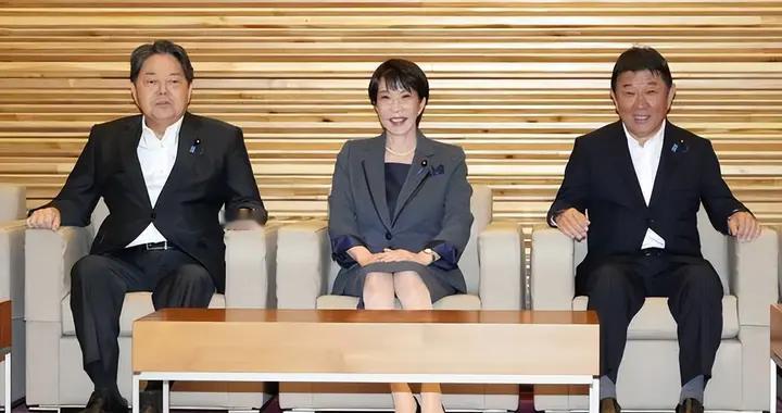 日本涨5倍签证费，针对中国人？中国新规落地，日本陷财政危机？
