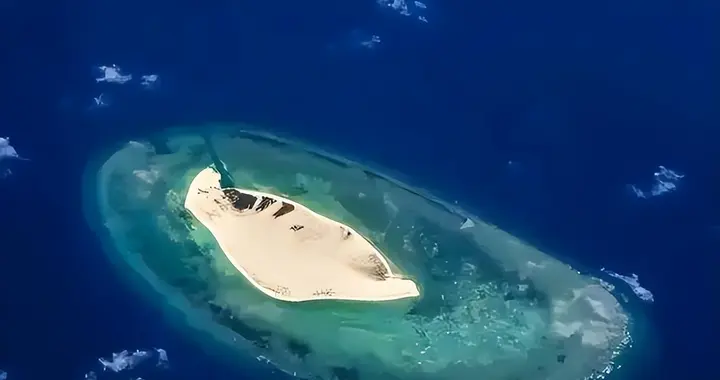 驻守338天挤走外敌，这块“长出来”的陆地，比黄岩岛还要重要
