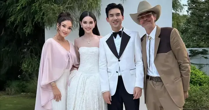 33 岁女星嫁大 9 岁男星！15 克拉戒 + 1600 平地写她名...