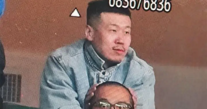 德云社杨九郎北体看球，用张九龄光头暖手，球队输球，手冷心更冷