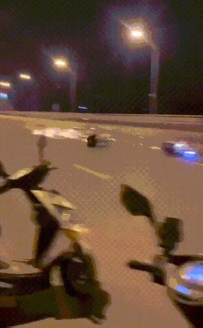 抖东抖兮：鬼火少年是这样玩法吗？