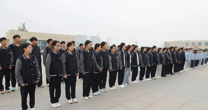 情暖敬老院 薪火暖夕阳——菏泽成阳学校组织重阳节敬老院慰问活动