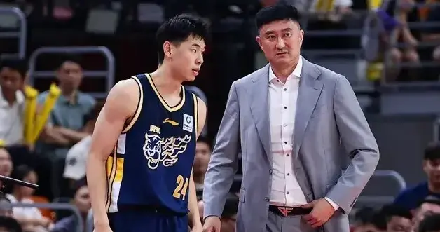 CBA最新排名实力分析：广东宏远遇到大麻烦，深圳男篮谁也不想碰