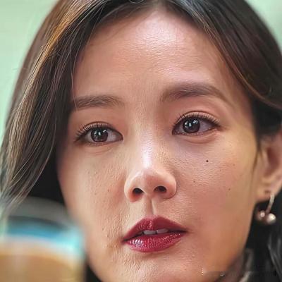 随性记录的杰西：36岁李一桐这样的怼脸拍