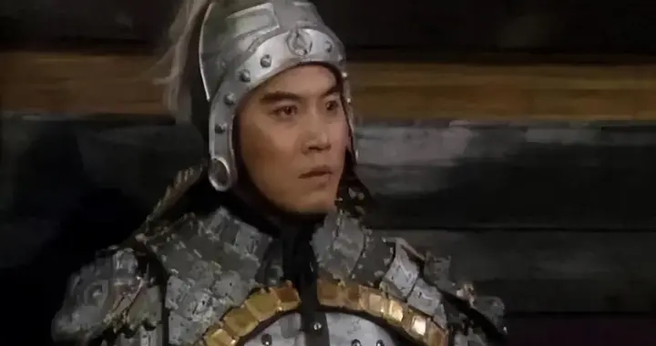 他本是守荆州第一人选，关羽只是第二人选，因一风流韵事而遭弃用