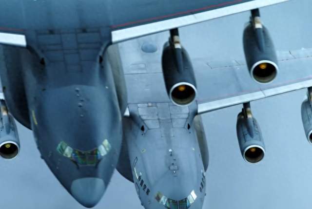 玩火自焚！胆敢插手台湾问题，日本的结局就是被去军事化