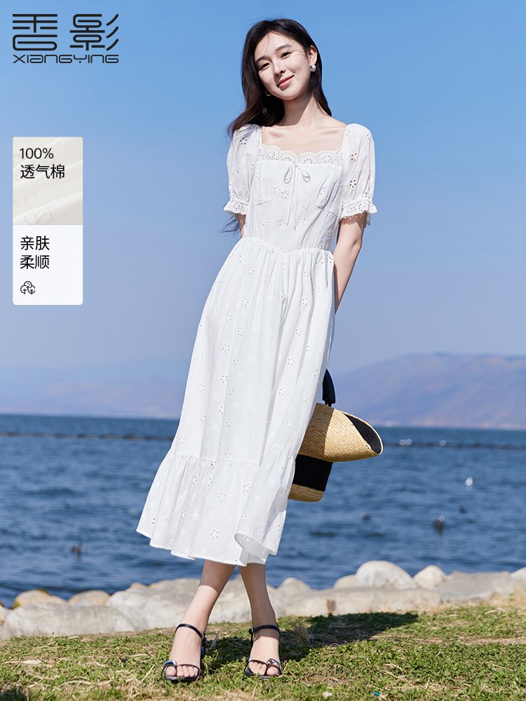 香影白月光方领纯棉连衣裙女