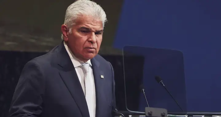 穆利诺是真飘了！强吞中企18亿港口还放狠话，穆利诺这次踢到铁板