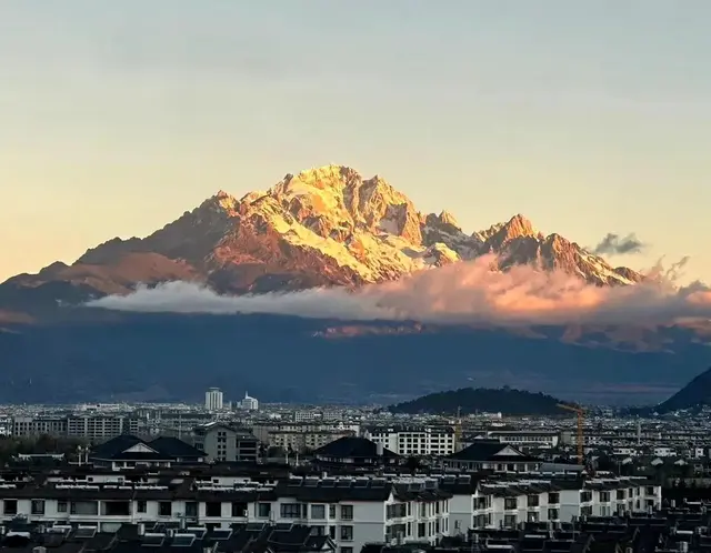 邂逅冬日里的玉龙雪山