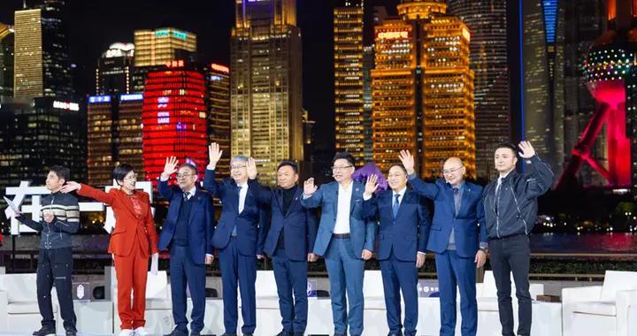 高端新能源拼硬实力的时代，鸿蒙智行有不同解法