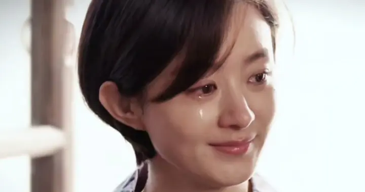 新剧开播被骂仅一周，高调官宣喜讯的赵丽颖，给内娱明星上了一课