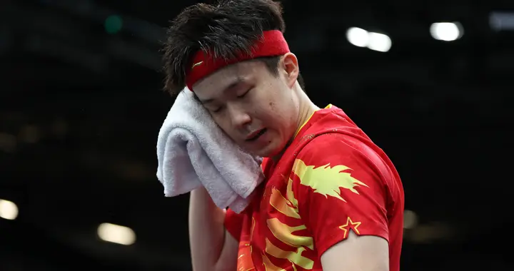 王楚钦压力大，国乒男线对德国3连败仅2人晋级，樊振东归队呼声高