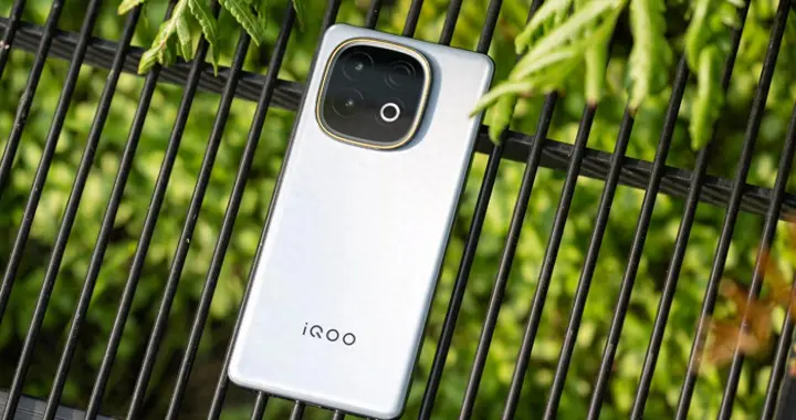 打工人必备！三款16GB+512GB神机价格触底，最高续航达8000mAh