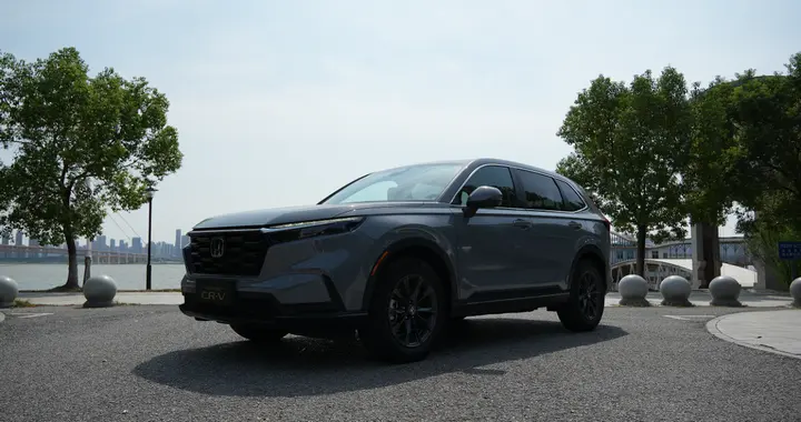 逃离城市去吹春风，CR-V装下全家的向往