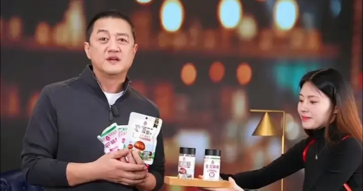 李亚鹏在最火的时候宣布停播，是激流勇退还是另有隐情