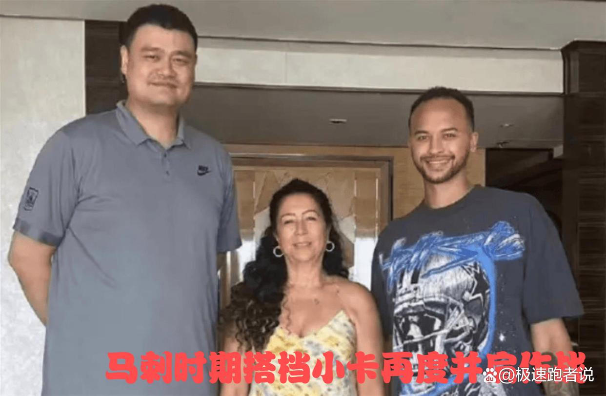 休赛期惊喜签约！李凯尔 1 年 390 万美元加盟猛龙，马刺时期搭档小...