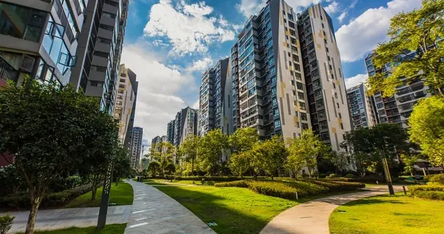 30城楼市止跌，二手房成市场主导，买房卖房该如何操作？