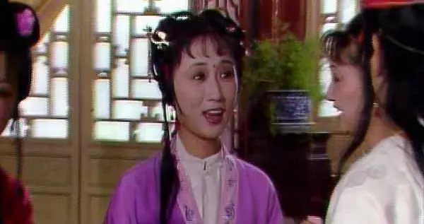 为什么香菱期待夏金桂来，为什么夏金桂反而害香菱？