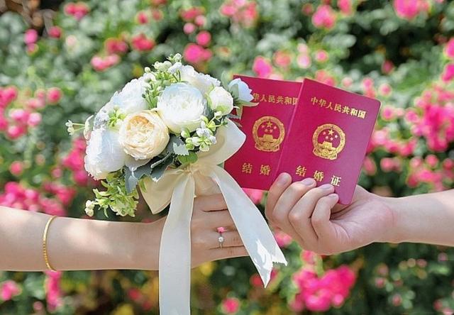 《寻情记》：又一完美丈夫人设崩塌，咋回事？