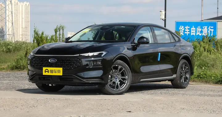 蒙迪欧：合资B级车新标杆！2.0T+8AT，L2级辅助驾驶，才卖17万？