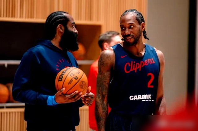 小卡笑了！快船G3能终结掘金吗？